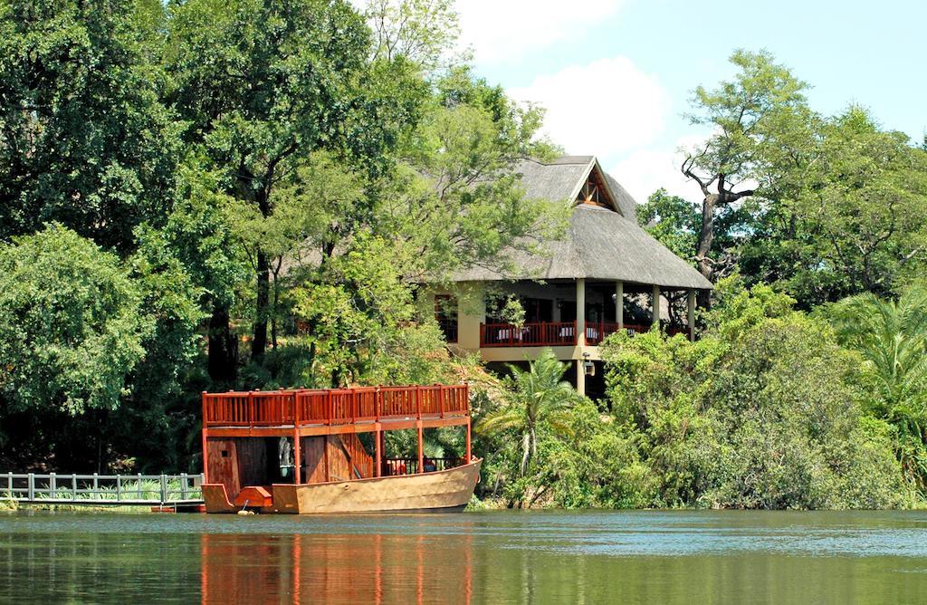 Divava Okavango Resort & Spa Bagani Екстериор снимка