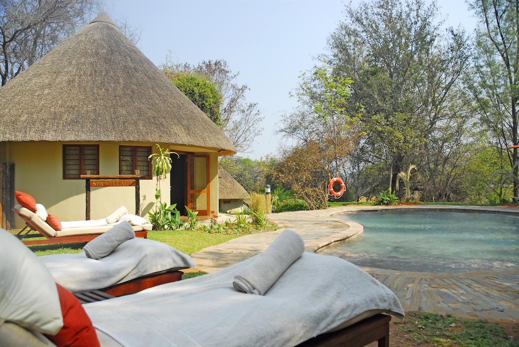 Divava Okavango Resort & Spa Bagani Екстериор снимка