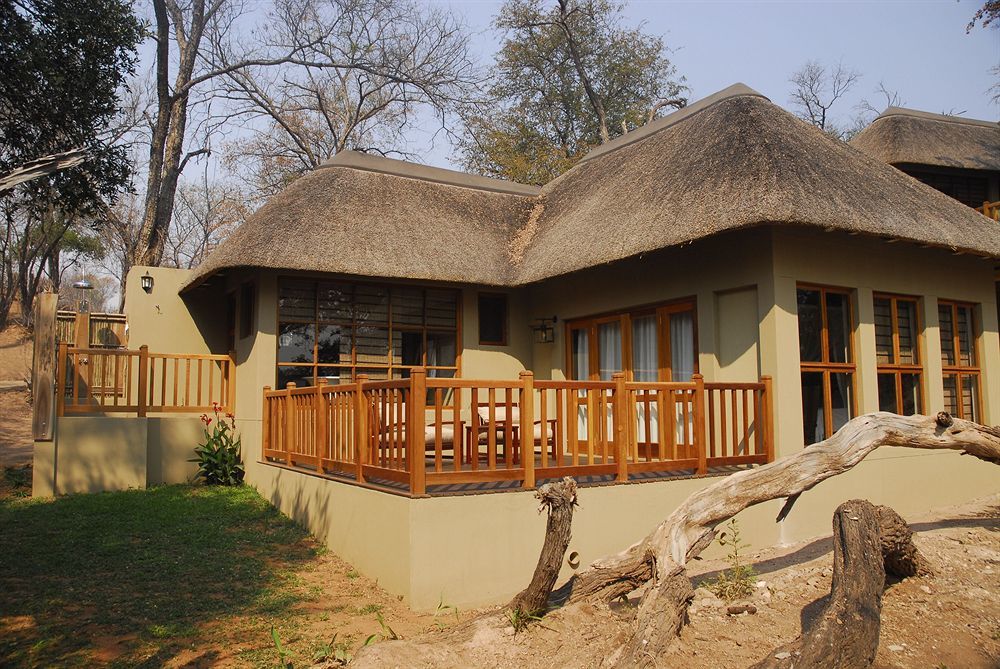 Divava Okavango Resort & Spa Bagani Екстериор снимка